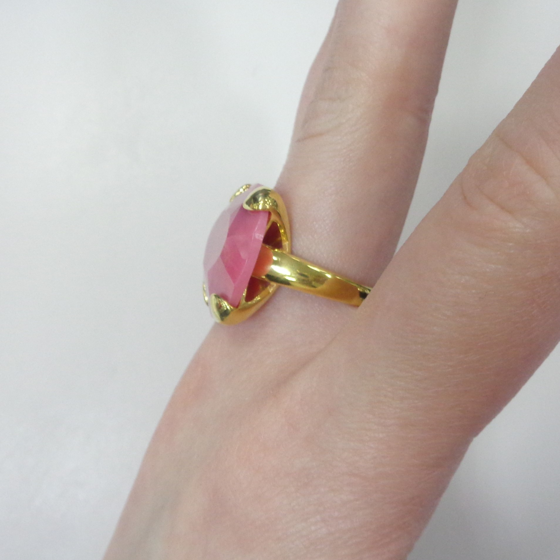 Серебряное кольцо с родонитом